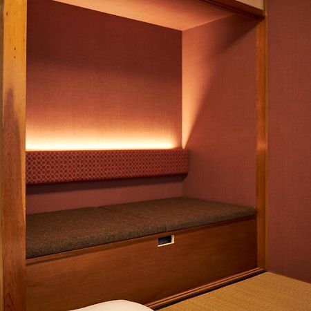 Kagurazaka Retro Bar & Hotel Токіо Екстер'єр фото